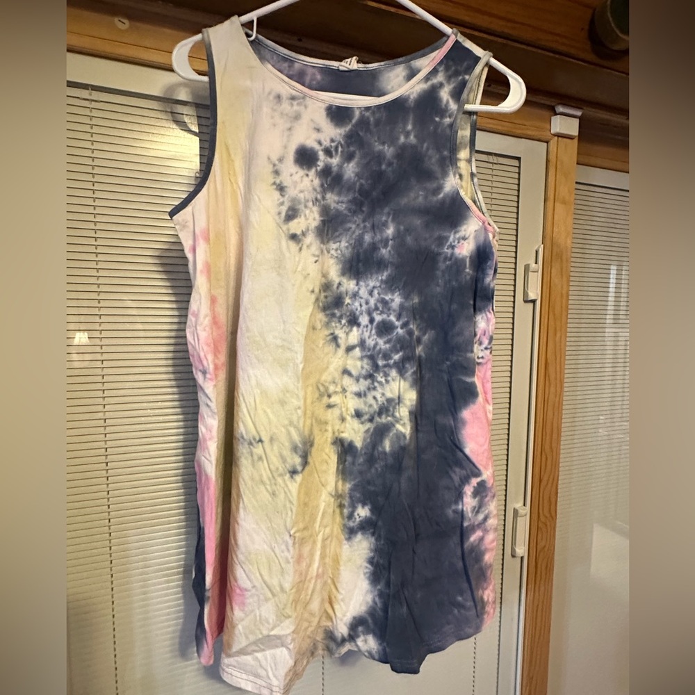 Vibrant Tie-Dye juniors Sleeveless Swim Cover up